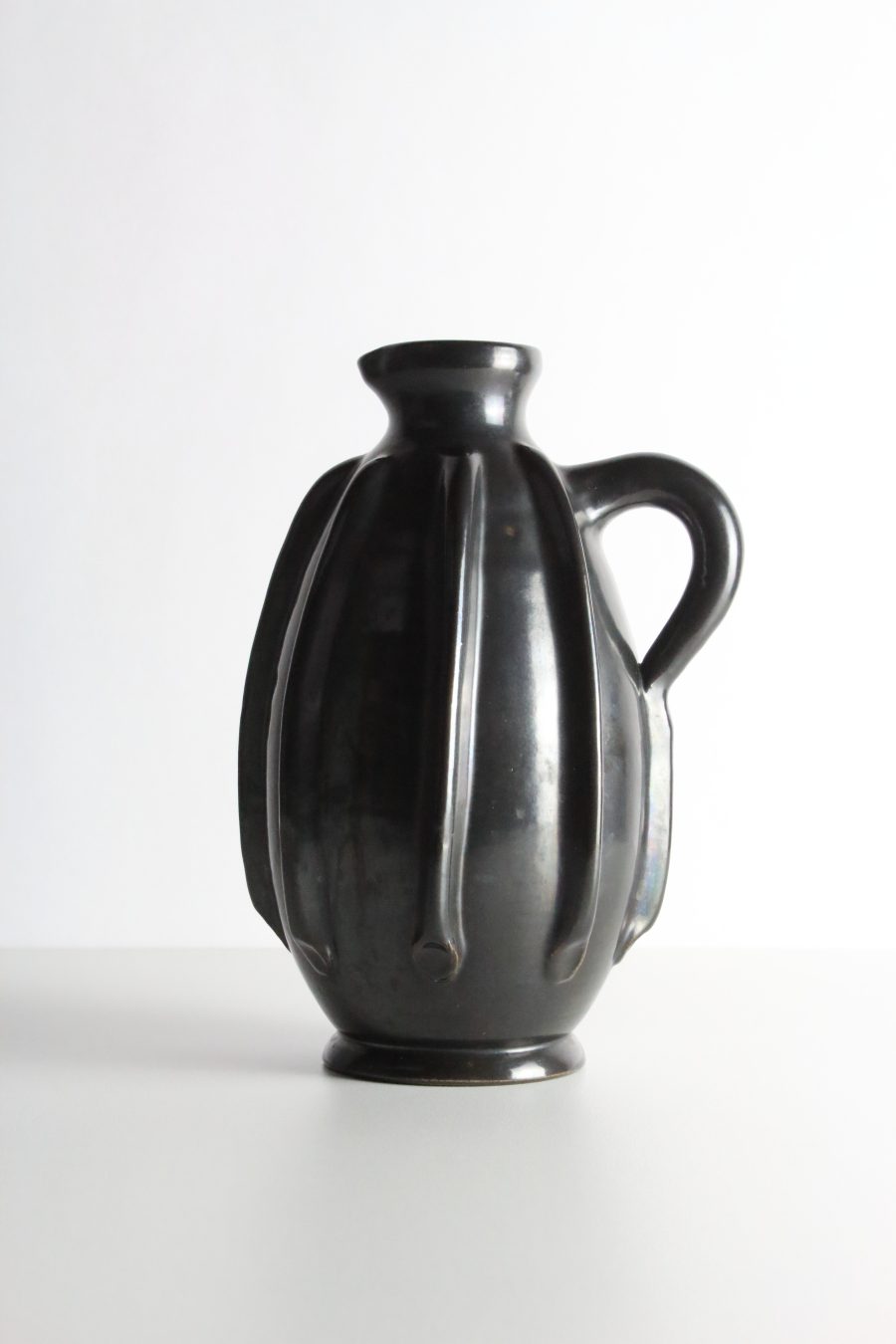 Accolay pichet noir
