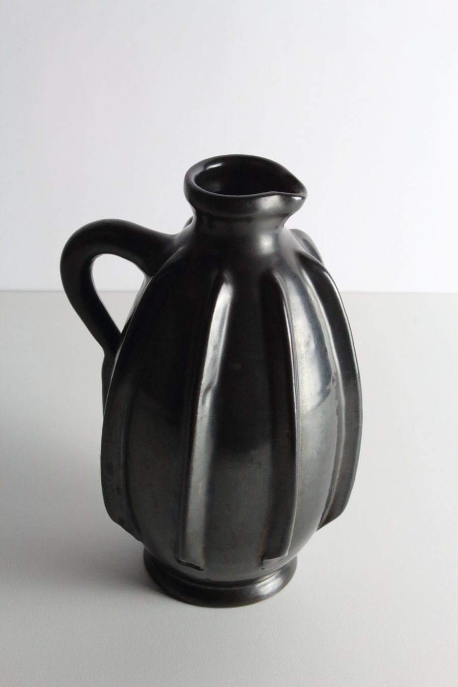 Accolay pichet noir