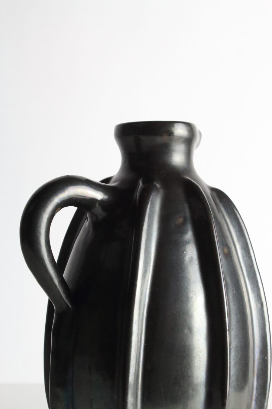 Accolay pichet noir