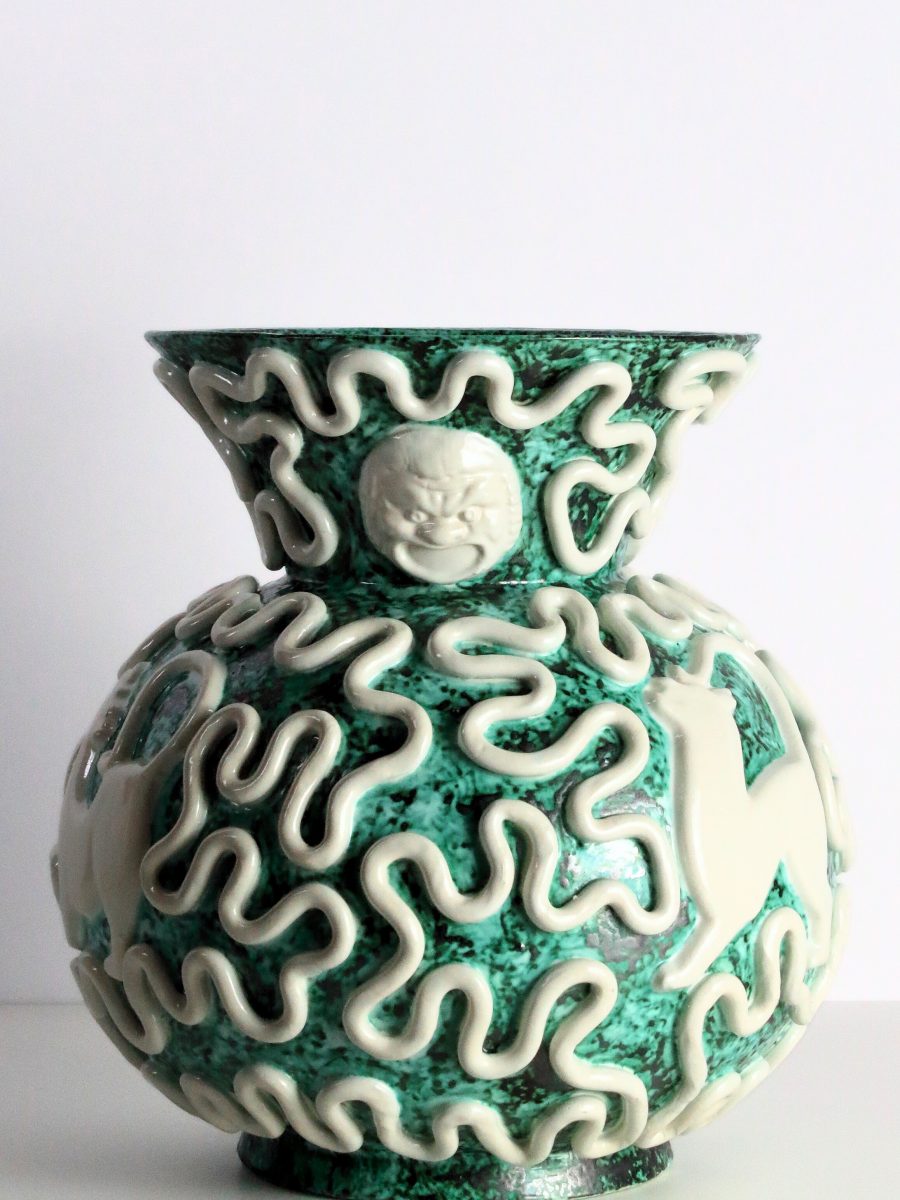 Sainte-Radegonde Vase mascarons