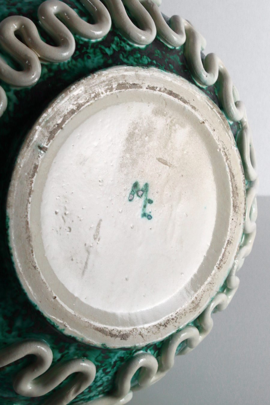 Sainte-Radegonde Vase mascarons