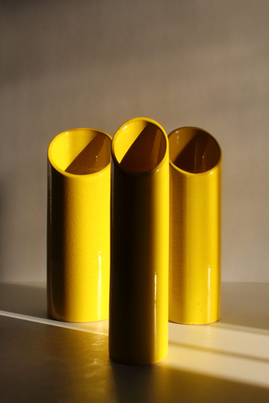Vases jaunes-italiens-D1