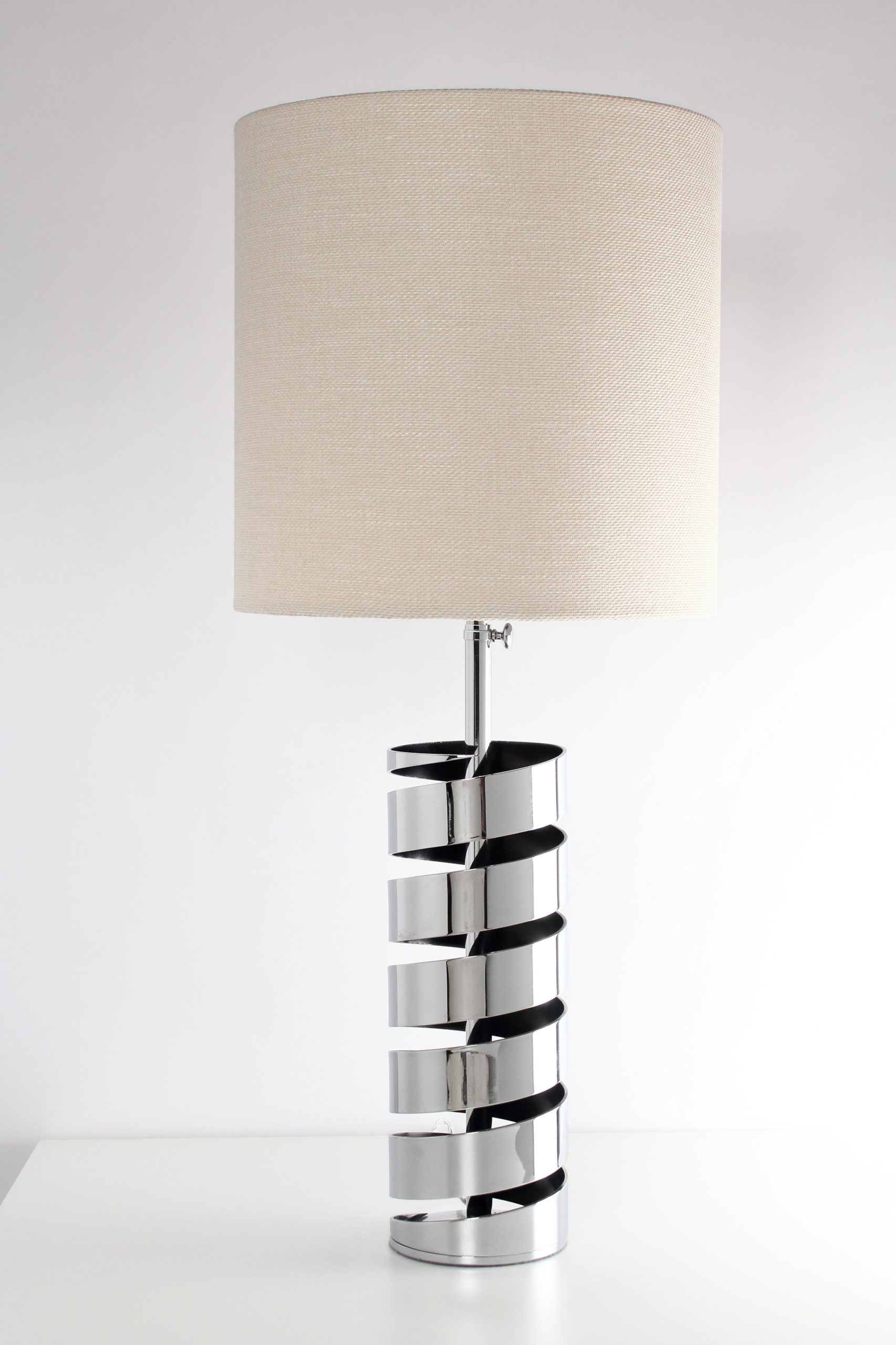 Jacques Charpentier lampe en métal chromé