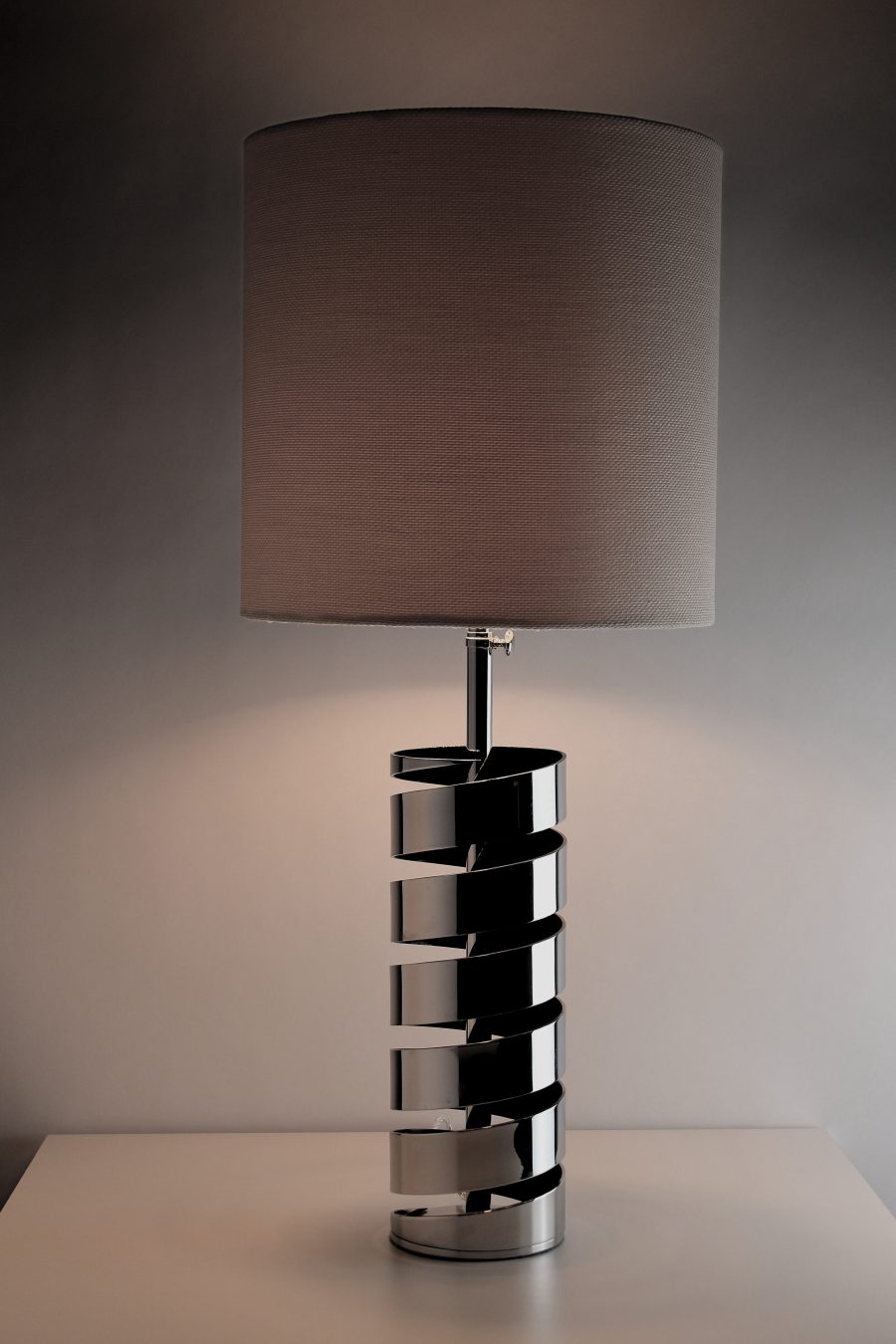 Jacques Charpentier lampe en métal chromé