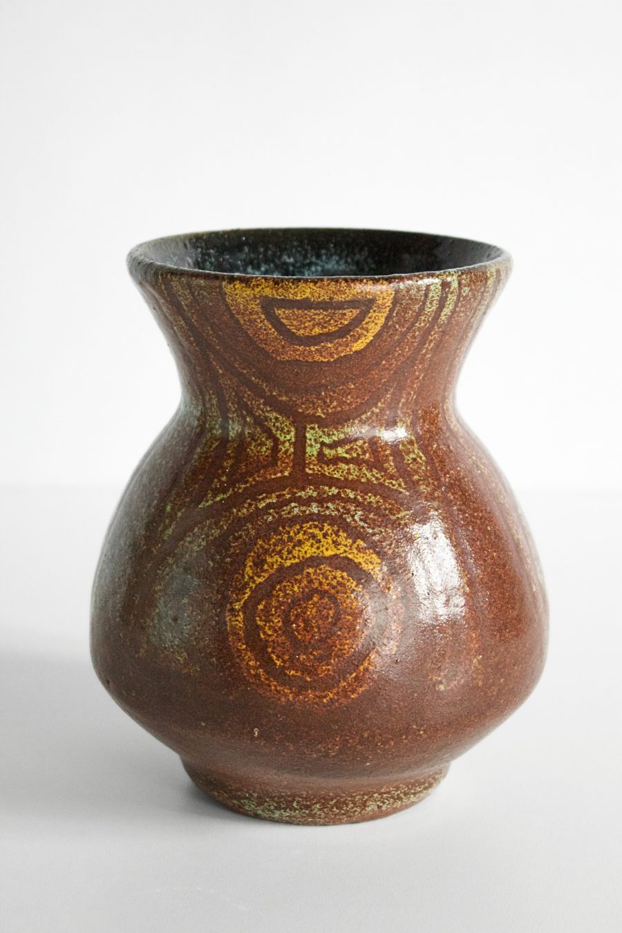 Accolay-vase-abstrait-PP
