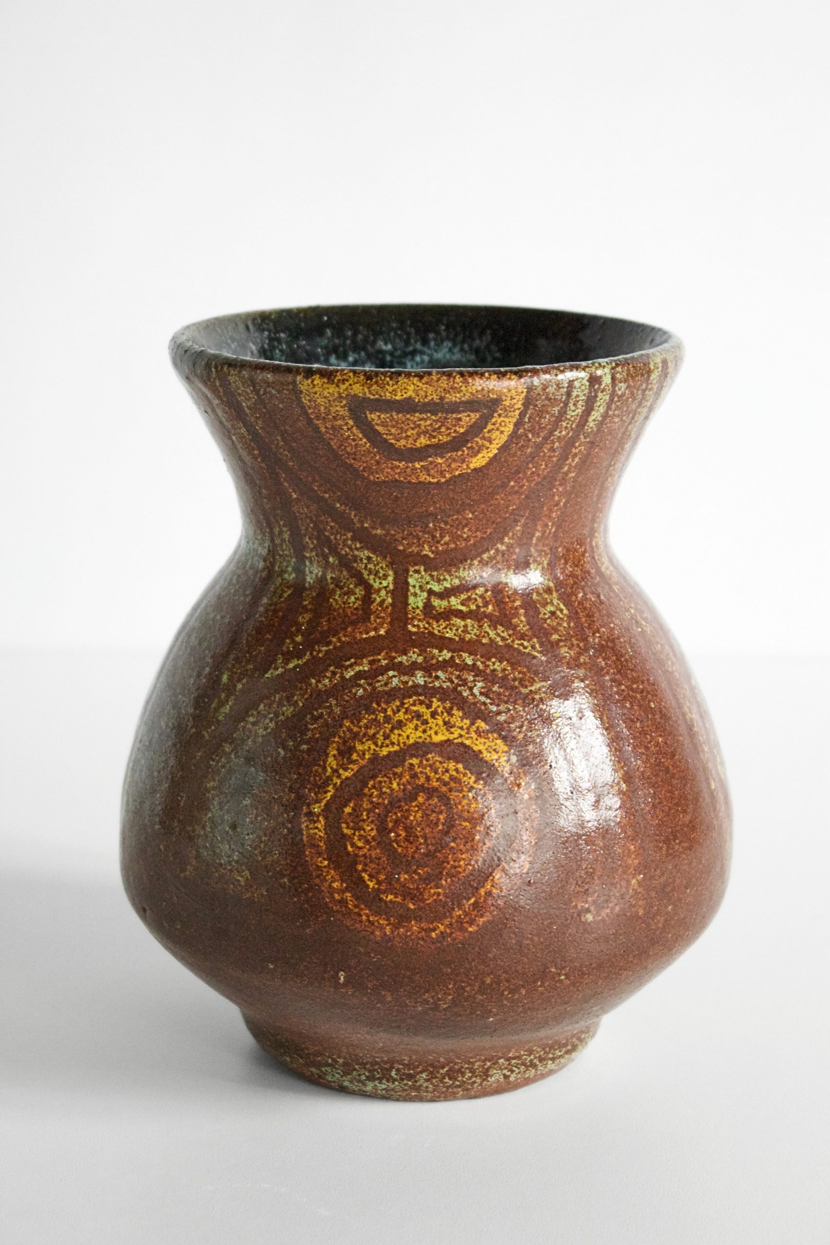 Accolay-vase-abstrait-D2