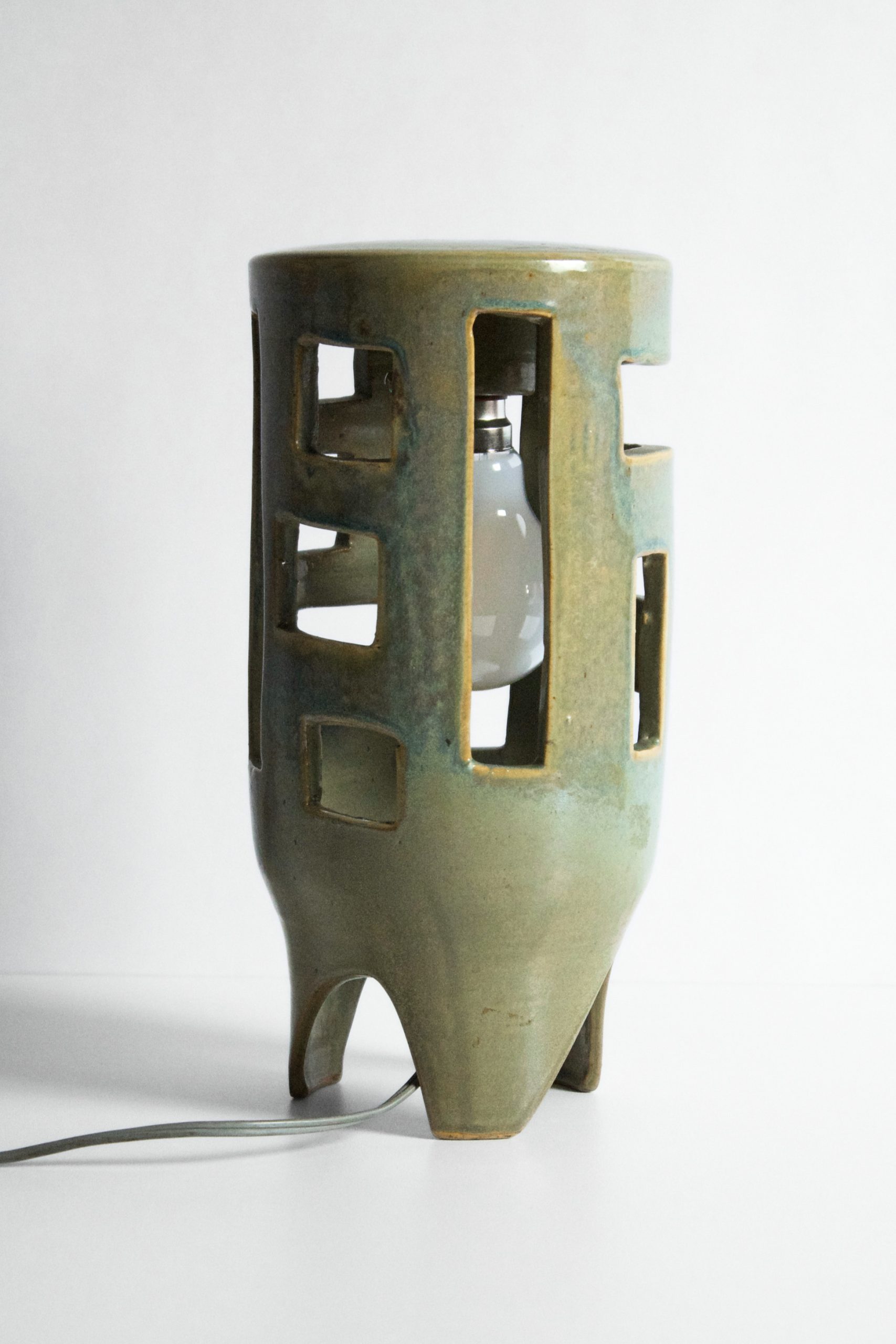 Lampe-ajourée-verte-D3