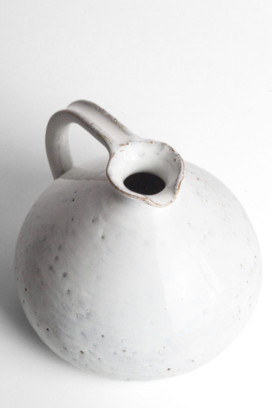 Gerard-Hofmann-pichet-blanc-D6
