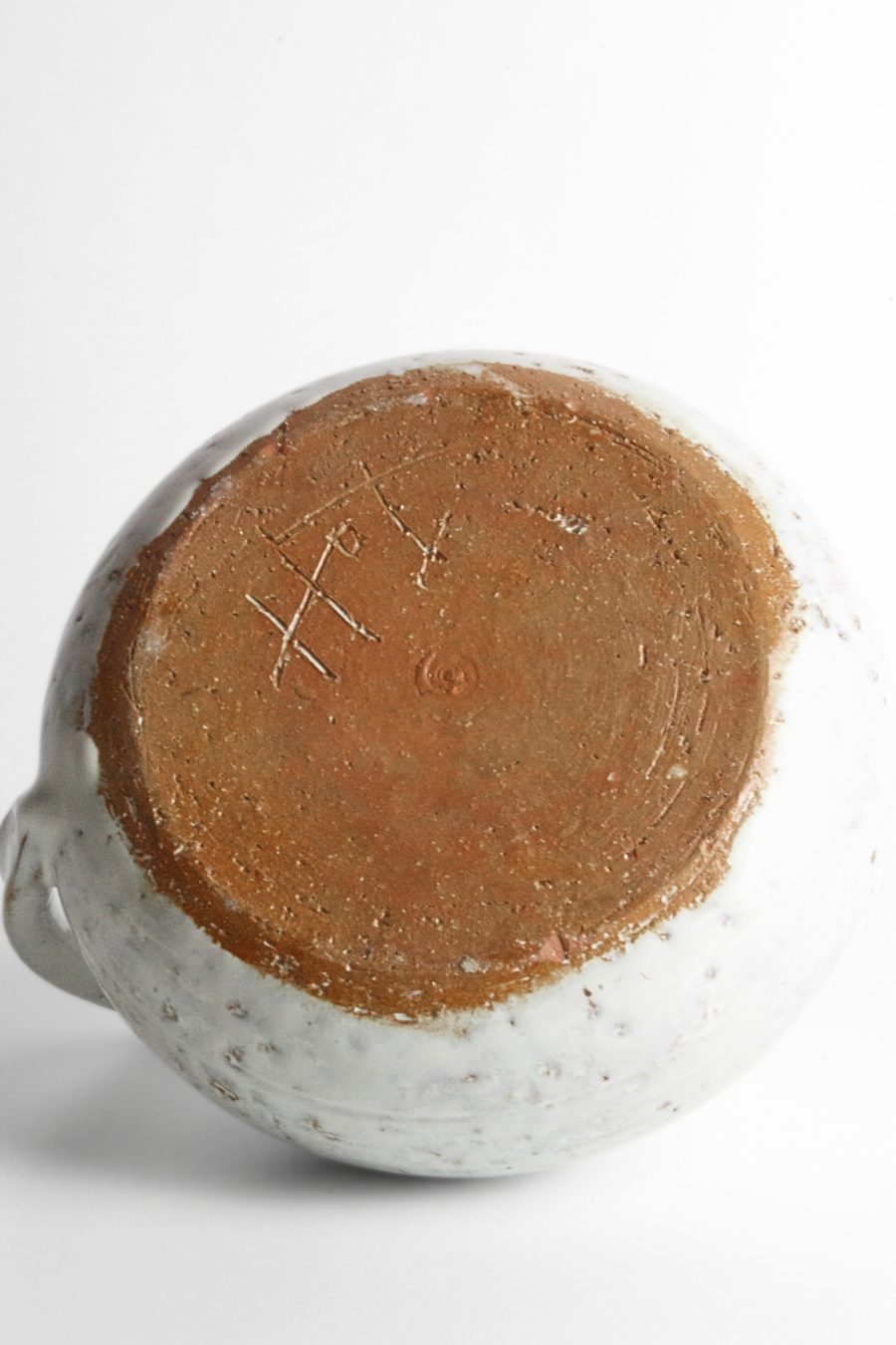 Gerard-Hofmann-pichet-blanc-D7-signature